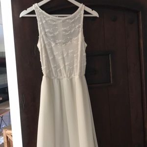 Perfect white dress for any occasion
